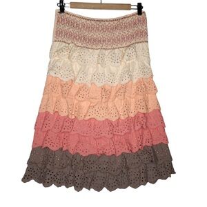 Lulumari sz S  Eyelet Lace Tiered Boho Midi Skirt